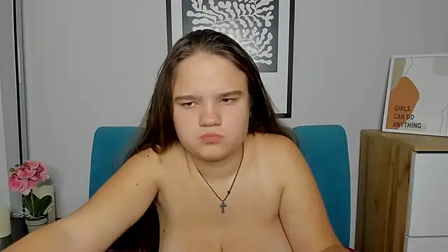 AdeleCruz online show from 11-04-25, 08:13