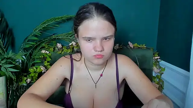 AdeleCruz online show from 03-29-26, 12:05