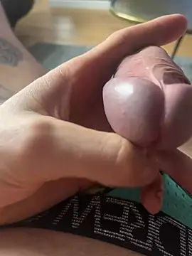 Snapshot of willy75 chatting on 01-21-25, 09:35 willy75 online show from 01-21-25, 09:35