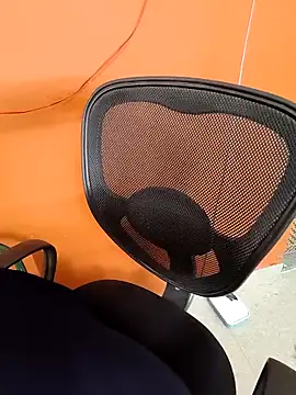 Lolitatamil online show from 04-21-26, 07:47