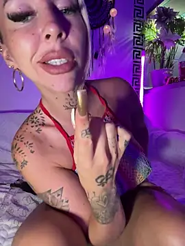 CheekyChels online show from 05-12-26, 08:17