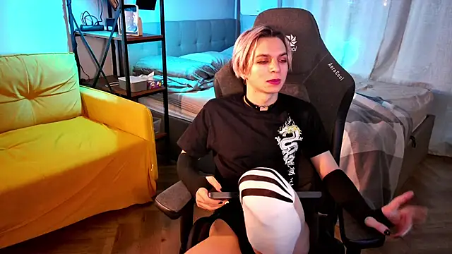 Snapshot of leon_yuugen chatting on 01-29-25, 07:25 leon yuugen online show from 01-29-25, 07:25