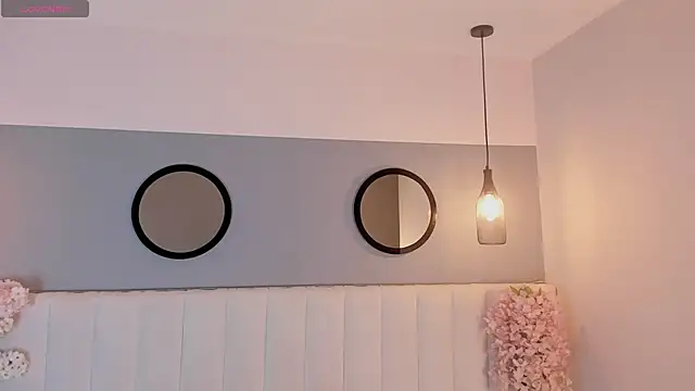 chelsea bolton  online show from 03-10-26, 12:32