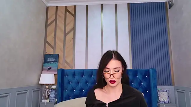 EmmaLawrens online show from 02-16-25, 12:43