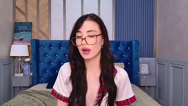 EmmaLawrens online show from 02-16-25, 06:54