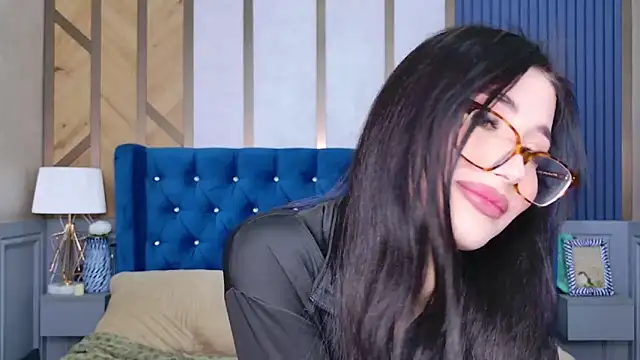 EmmaLawrens online show from 02-26-25, 04:14