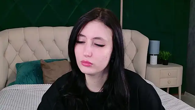 EmmaLawrens online show from 03-02-26, 10:33