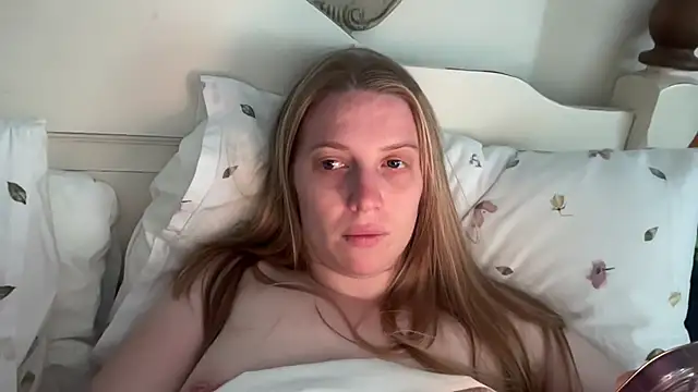 Ella-82 online show from 06-21-26, 07:16