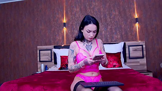 Snapshot of NataliaCristal chatting on 01-12-25, 07:53 NataliaCristal online show from 01-12-25, 07:53