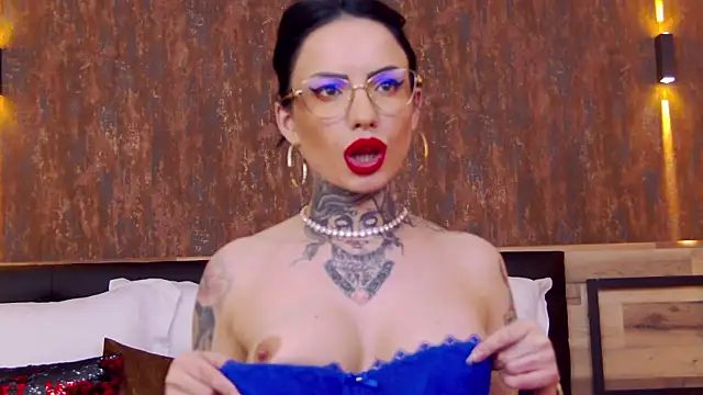 Snapshot of NataliaCristal chatting on 02-12-25, 01:06 NataliaCristal online show from 02-12-25, 01:06