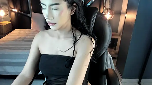 Snapshot of vaiolethsan__ chatting on 01-14-26, 08:47 vaiolethsan online show from 01-14-26, 08:47