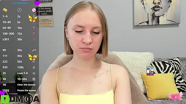 Snapshot of BeautyBlondy chatting on 07-27-26, 11:06 BeautyBlondy online show from 07-27-26, 11:06