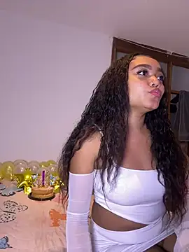 JasmineRose7 online show from 06-14-26, 01:25