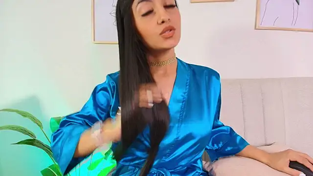 trissha xk1 online show from 02-18-25, 03:43