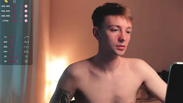 Snapshot of Calvin_Polanski chatting on 09-09-25, 04:34 Calvin Polanski online show from 09-09-25, 04:34