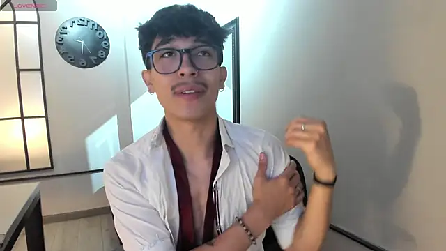 Snapshot of tim__fox chatting on 09-22-25, 11:56 tim fox online show from 09-22-25, 11:56