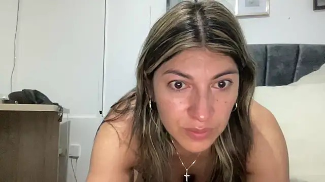 LunaBeya online show from 03-03-26, 11:27