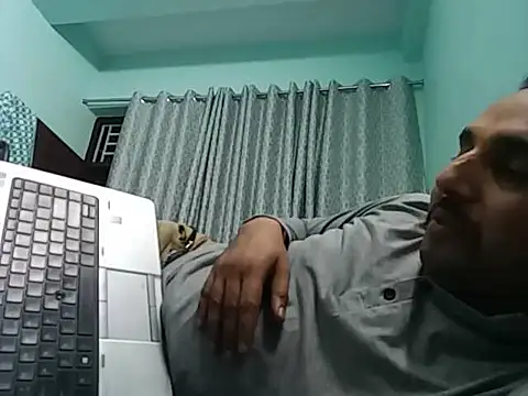 Snapshot of Rajasthani-boy chatting on 03-05-26, 04:58 Rajasthani-boy online show from 03-05-26, 04:58