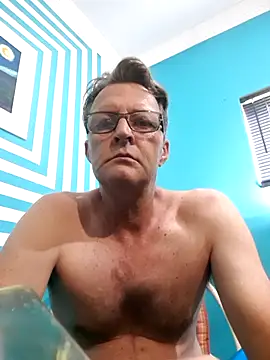 itsmeyes69 online show from 01-09-25, 09:27