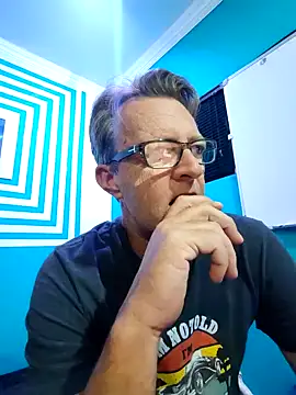 Snapshot of itsmeyes69 chatting on 01-18-25, 09:02 itsmeyes69 online show from 01-18-25, 09:02