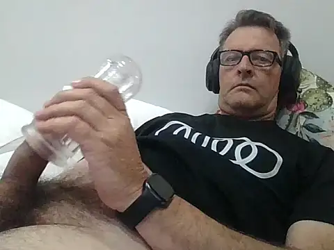 Snapshot of itsmeyes69 chatting on 03-26-26, 09:20 itsmeyes69 online show from 03-26-26, 09:20