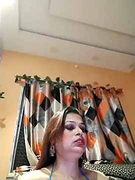 Snapshot of SANA-LEONI chatting on 05-12-26, 03:42 SANA-LEONI online show from 05-12-26, 03:42