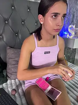 StefanyRousse online show from 06-03-26, 08:47