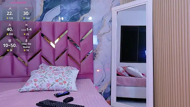 hotiergirl online show from 02-18-26, 12:34