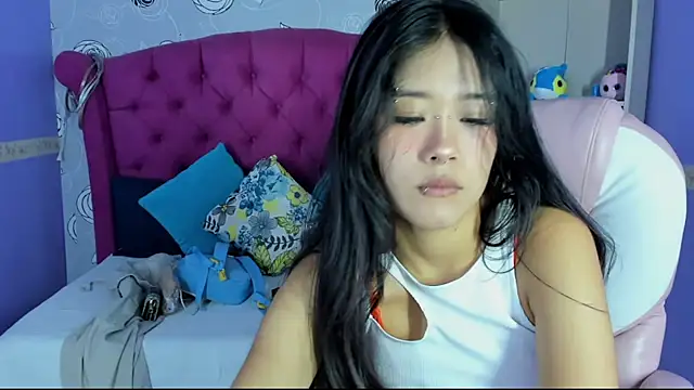 Snapshot of Lil_ceyy chatting on 01-29-25, 02:21 Lil ceyy online show from 01-29-25, 02:21