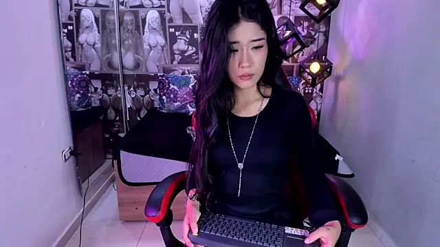 Snapshot of Lil_ceyy chatting on 09-30-25, 07:19 Lil ceyy online show from 09-30-25, 07:19