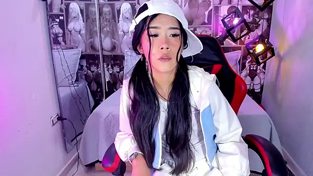 Snapshot of Lil_ceyy chatting on 10-10-25, 07:46 Lil ceyy online show from 10-10-25, 07:46