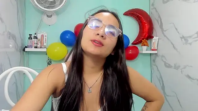 Maylin horny19 online show from 06-09-26, 03:18