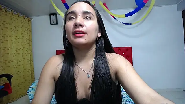 Maylin horny19 online show from 06-27-26, 03:11