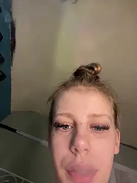 VioletxBlue online show from 04-29-26, 12:20