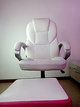 SussanHottye1  online show from 01-28-25, 01:27