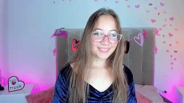 Snapshot of Dahlia_Rousse chatting on 03-22-25, 09:02 Dahlia Rousse online show from 03-22-25, 09:02