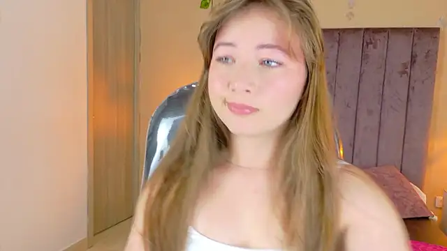 Snapshot of Dahlia_Rousse chatting on 02-21-26, 01:56 Dahlia Rousse online show from 02-21-26, 01:56