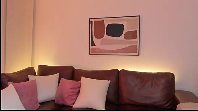 NoaLuxury online show from 11-10-25, 01:48