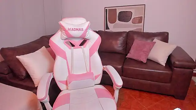 NoaLuxury online show from 02-10-26, 07:18