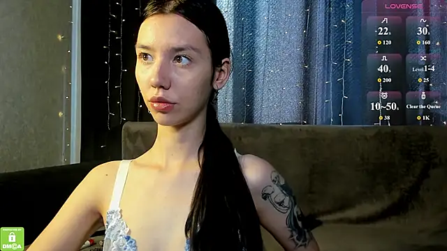 Snapshot of Amelia_skyy chatting on 06-15-26, 01:19 Amelia skyy online show from 06-15-26, 01:19