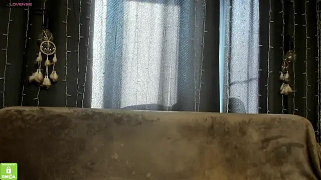 Snapshot of Amelia_skyy chatting on 07-15-26, 01:22 Amelia skyy online show from 07-15-26, 01:22