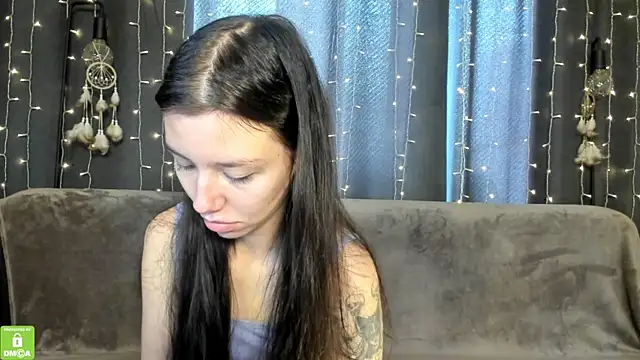 Snapshot of Amelia_skyy chatting on 07-16-26, 01:33 Amelia skyy online show from 07-16-26, 01:33