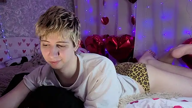 Snapshot of Timothy_Fox chatting on 03-13-26, 02:51 Timothy Fox online show from 03-13-26, 02:51