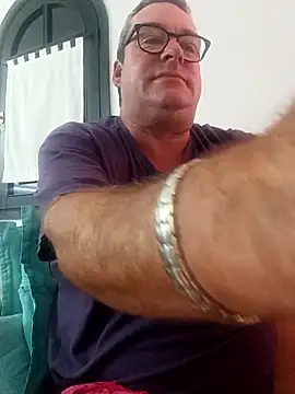 Snapshot of MountJohnXL chatting on 02-06-26, 01:54 MountJohnXL online show from 02-06-26, 01:54