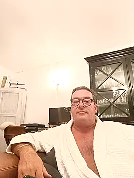 Snapshot of MountJohnXL chatting on 04-04-26, 11:46 MountJohnXL online show from 04-04-26, 11:46