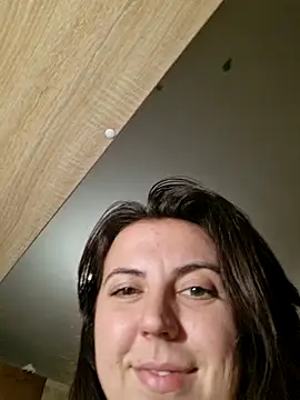 Snapshot of Melenka chatting on 09-24-25, 10:24 Melenka online show from 09-24-25, 10:24