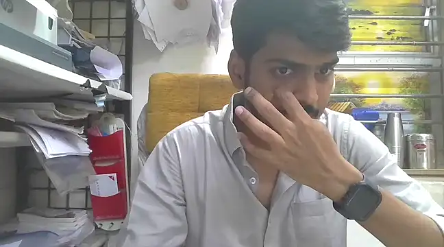 cute modell online show from 03-10-25, 12:48