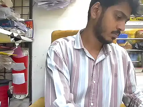 cute modell online show from 10-08-25, 12:14