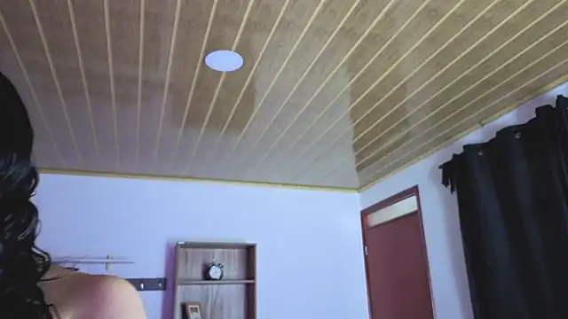 Renaxi Smith online show from 03-07-26, 07:33