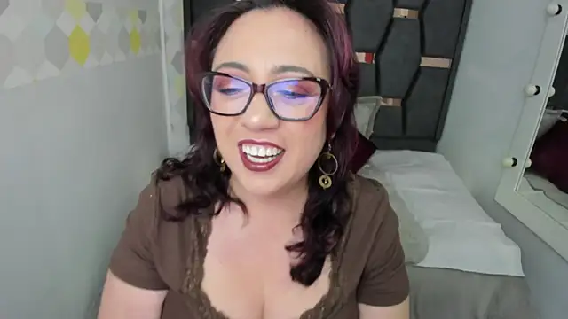 Victoria Adamns online show from 10-01-25, 12:00